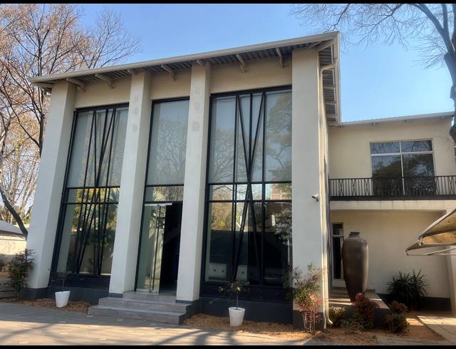 550M² OFFICE TO LET IN ROSEBANK
